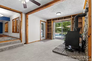 10226 SW Greenville Rd, Greenville, MI 48838 - Photo 14