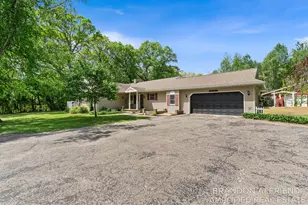 10226 SW Greenville Rd, Greenville, MI 48838 - Photo 48