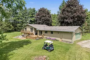 13650 Spencer Rd, Milford, MI 48380 - Photo 2