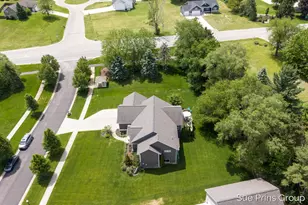 8429 Pinecroft Ct, Hudsonville, MI 49426 - Photo 44