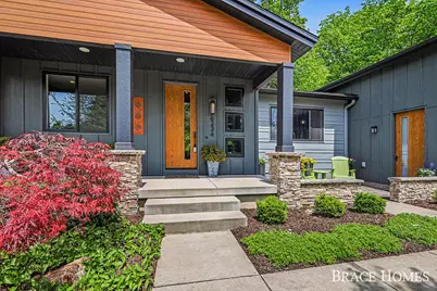 6234 Hall Street SE, Grand Rapids, MI 49546 - Photo 2