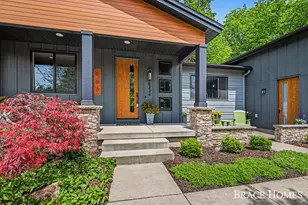 6234 Hall St SE, Grand Rapids, MI 49546 - Photo 2