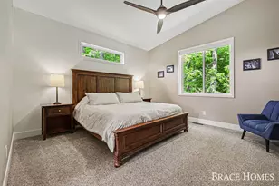 6234 Hall St SE, Grand Rapids, MI 49546 - Photo 20