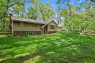 24108 Oak Ln, Mattawan, MI 49071 - Photo 2
