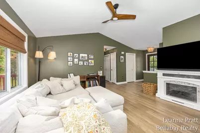 1870 Pineridge Drive, Hastings, MI 49058 - Photo 10