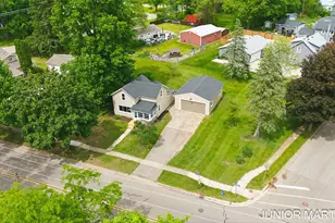 204 N Sherwood Ave, Plainwell, MI 49080 - Photo 36
