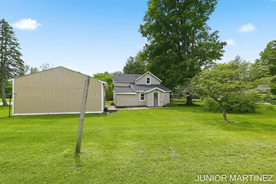 204 N Sherwood Avenue, Plainwell, MI 49080 - Photo 32