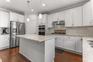 2825 Dillon Dr, Ann Arbor, MI 48105 - Photo 12