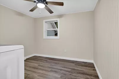 409 Oak Street, Three Oaks, MI 49128 - Photo 22