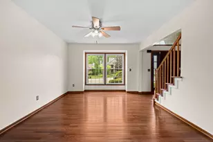 2956 Leslie Park Cir, Ann Arbor, MI 48105 - Photo 4