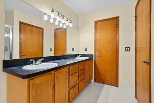 2956 Leslie Park Cir, Ann Arbor, MI 48105 - Photo 46