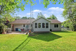 14905 Canary Dr, Grand Haven, MI 49417 - Photo 36