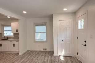 6145 N Dowling Ave, Westland, MI 48185 - Photo 8