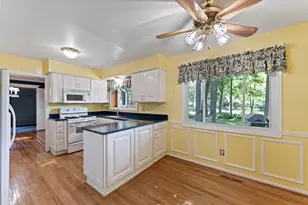 23260 Ennishore Dr, Novi, MI 48375 - Photo 8