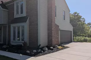 22248 N Innsbrook Dr, Northville, MI 48167 - Photo 14