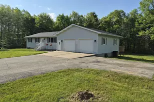 20200 W Lake Montcalm Rd, Howard City, MI 49329 - Photo 4