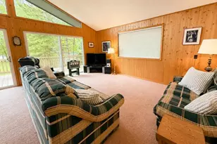 8430 Lynwood Ln, Mecosta, MI 49332 - Photo 4