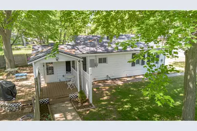 1341 E Summit Avenue, Norton Shores, MI 49444 - Photo 2