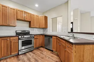 4312 St Annes Ave SE, Kentwood, MI 49512 - Photo 10