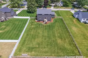 1624 Harding St, Holland, MI 49423 - Photo 36