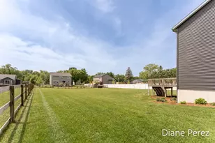 1624 Harding St, Holland, MI 49423 - Photo 38