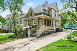 254 James Ave SE, Grand Rapids, MI 49503 - Photo 32