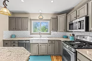 3120 Richmond St NW, Grand Rapids, MI 49534 - Photo 8