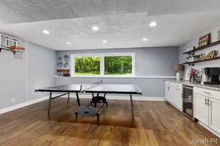 8479 Twin Lakes Dr, Jenison, MI 49428 - Photo 32