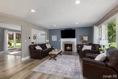 8479 Twin Lakes Drive, Jenison, MI 49428 - Photo 8