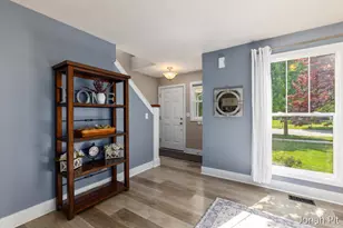 8479 Twin Lakes Dr, Jenison, MI 49428 - Photo 6