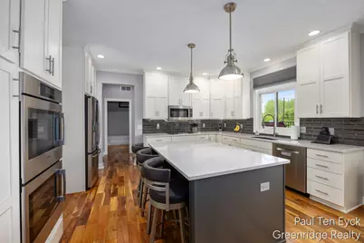 2066 Feathery Court SE, Grand Rapids, MI 49546 - Photo 20