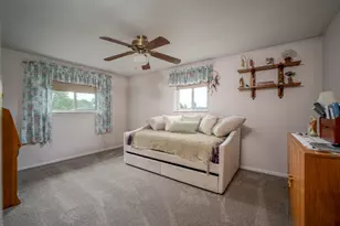19402 Rockport St, Roseville, MI 48066 - Photo 16