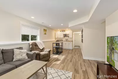 1231 Bradford Street NE, Grand Rapids, MI 49503 - Photo 18