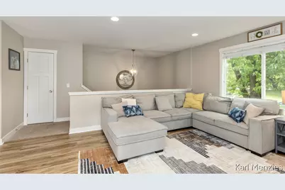 1231 Bradford Street NE, Grand Rapids, MI 49503 - Photo 8
