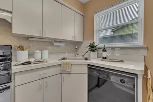 27511 Cambridge St, Garden City, MI 48135 - Photo 12