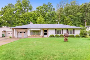 207 Snow Ave, Battle Creek, MI 49037 - Photo 2