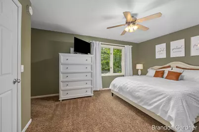 10930 Timberline Drive, Allendale, MI 49401 - Photo 14