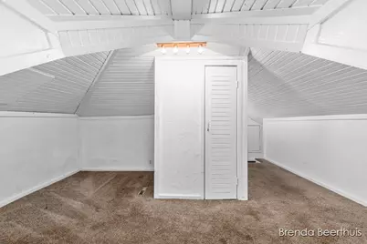 165 E Division Street NE, Rockford, MI 49341 - Photo 20