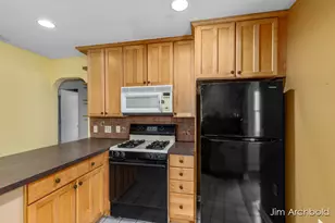146 Bellevue St SE, Grand Rapids, MI 49548 - Photo 12