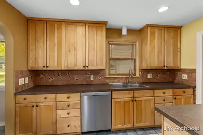 146 Bellevue Street SE, Grand Rapids, MI 49548 - Photo 10