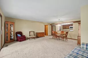 293 Chatham Ave, Holland, MI 49423 - Photo 2