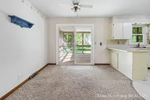 723 Marbury SE, Ada, MI 49301 - Photo 6