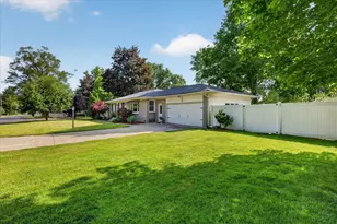 6990 Madison Ave SE, Grand Rapids, MI 49548 - Photo 2