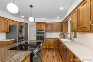 7716 Kirkwall Dr SE, Ada, MI 49301 - Photo 14
