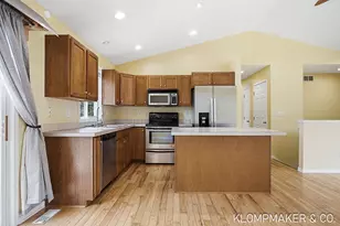 9647 Blair St, Zeeland, MI 49464 - Photo 6