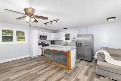 320 E Main Street, Saranac, MI 48881 - Photo 12