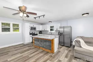 320 E Main St, Saranac, MI 48881 - Photo 12