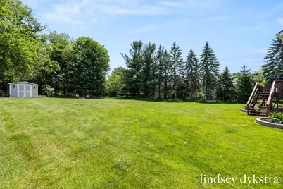 2206 Thistledowne Drive NE, Grand Rapids, MI 49505 - Photo 48