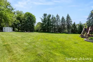 2206 Thistledowne Dr NE, Grand Rapids, MI 49505 - Photo 48