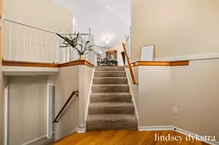 2206 Thistledowne Dr NE, Grand Rapids, MI 49505 - Photo 4